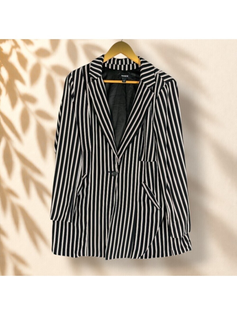 Torrid Blazer Women 1 Black Striped One Button Long Sleeve Collared Lined Career